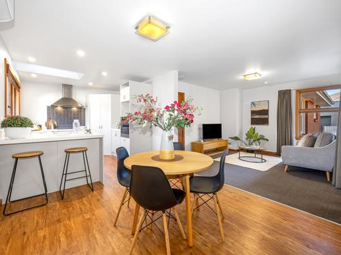 15 Rochford Place, Bryndwr