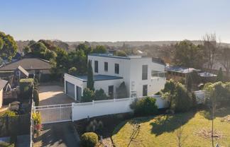 18 Belgrove Place, Parklands