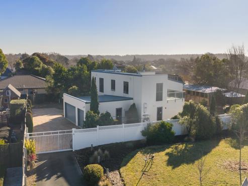 18 Belgrove Place, Parklands