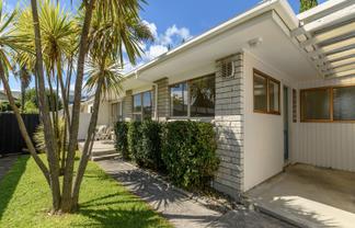 2/388 Devonport Road, Tauranga South