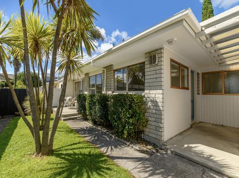 2/388 Devonport Road, Tauranga South