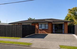 77 Avondale Road, Taradale