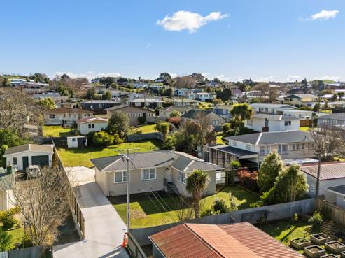 84 Lethbridge Street, Feilding