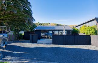 12 Moa Road, South Bay