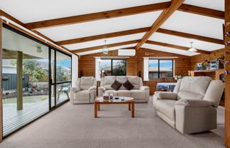 2/94 Carruth Road, Papatoetoe