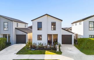 10 Cloonlyon Drive, Flat Bush