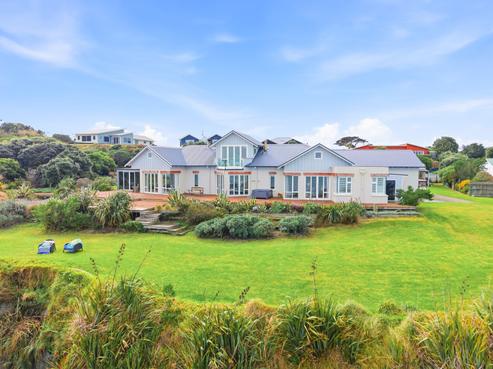 37 Longbeach Drive, Castlecliff