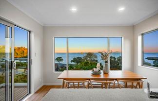 1053b Whangaparaoa Road, Tindalls Beach