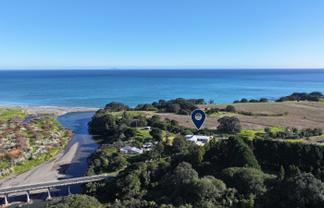 7275B State Highway 35, Te Kaha