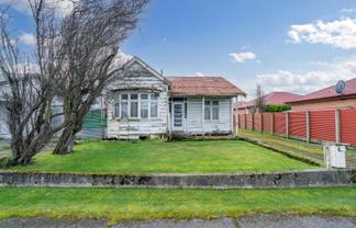 16 Lowe Street, Avenal