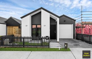 46 Taiheru Road, Karaka