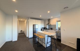 210/2 Reads Quay, Gisborne