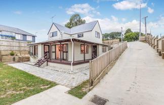 216 Penrose Road, Mount Wellington