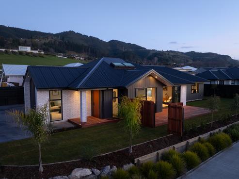 46 Hart Road, Richmond