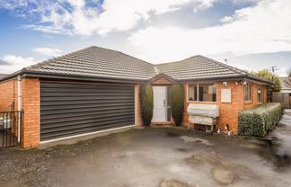 121 Canon Street, Edgeware