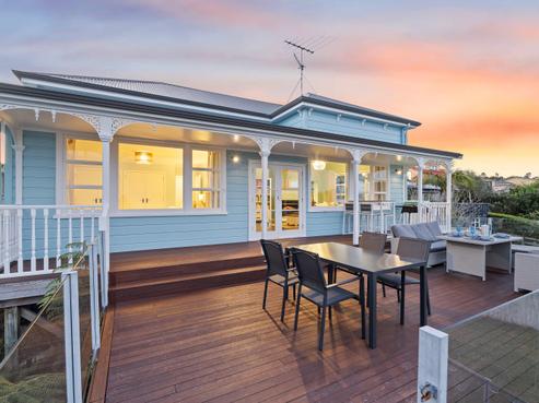 1047 Whangaparaoa Road, Tindalls Beach