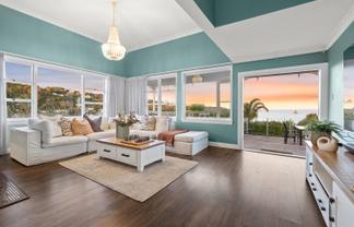 1047 Whangaparaoa Road, Tindalls Beach