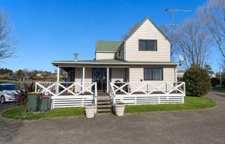 211 White Road, Hunua