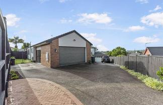 3 Citation Way, Botany Downs