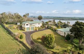 65 Weavers Crossing Road, Huntly