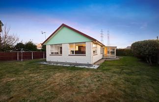12 Springmead Place, Hornby