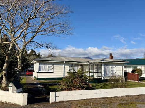 7 Eastons Road, Westport