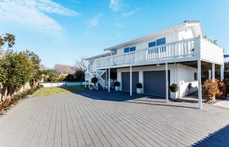 66 Fishermans Drive, Coastlands