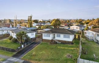 45 Moncrieff Avenue, Clendon Park