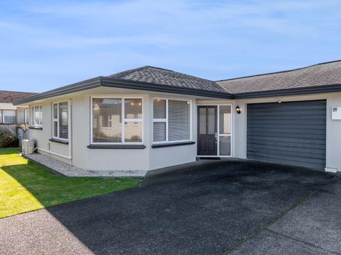 20C Victoria Street, Hawera