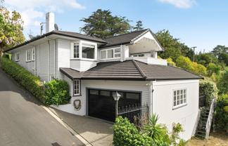 10 Ruakiwi Road, Hamilton Lake