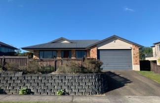 7 Bishopsworth Way, Huntington