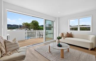 2/46 Cuba Street, Petone