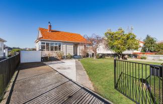607 Titoki Street, Mahora