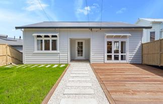 43 Roberton Road, Avondale