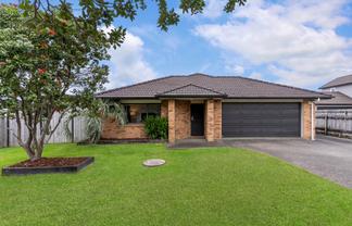 7 & 7A Richard Hill Close, Fairview Heights