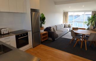 5/118 Office Road, Merivale