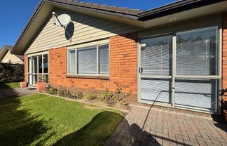 25/1 Piriti Drive, Te Atatu Peninsula