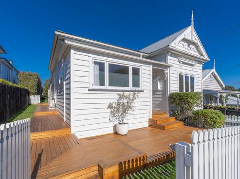 62 First Avenue, Kingsland
