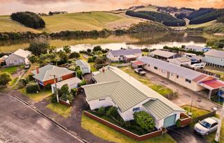 325 Tomahawk Road, Ocean Grove