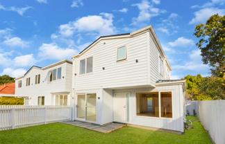 Lot 1-4/781 Great South Road, Papatoetoe