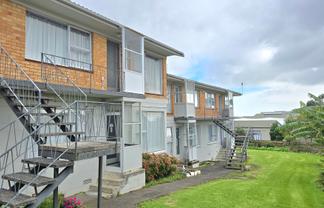 8/14 Seaview Terrace, Mount Albert