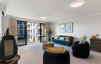 221 Abbotts Way, Greenlane