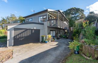 63 Aurora Terrace, Hillcrest