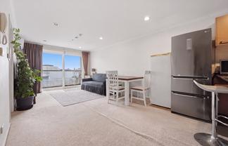420/26 Remuera Road, Newmarket