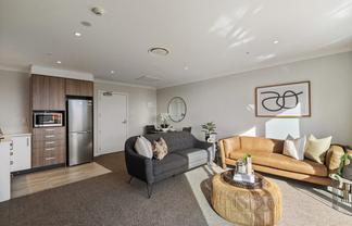 211 Lincoln Road, Henderson