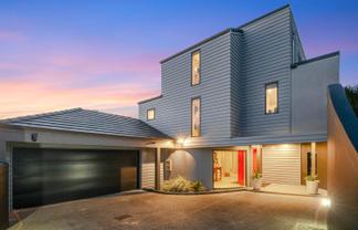 2/48 Te Arawa Street, Orakei