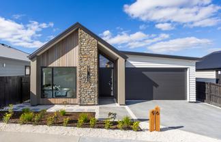 96 Huanui Drive, Orewa
