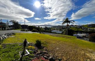 1 Hibiscus Avenue, Cable Bay