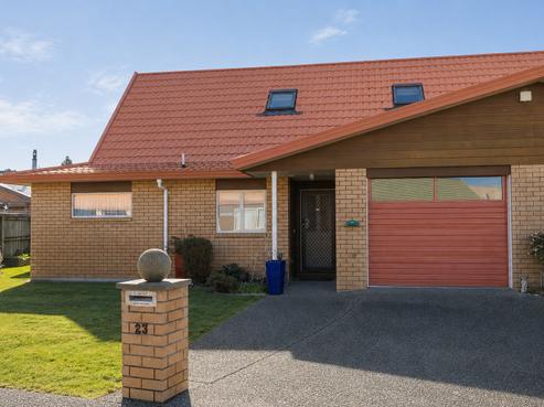 23/2 William Donald Drive, Solway