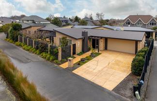 20 Croftwood Lane, Harewood